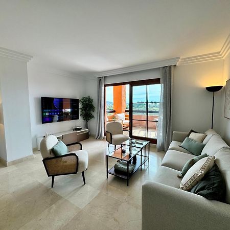 Piso De Lujo Totalmente Equipado A Estrenar Para 6 Estepona Zewnętrze zdjęcie