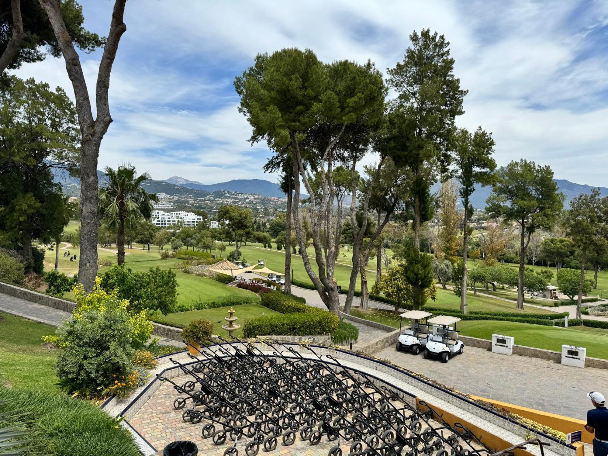 Piso De Lujo Totalmente Equipado A Estrenar Para 6 Estepona Zewnętrze zdjęcie